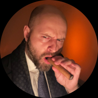 Jan řečený "Janis“. Zkorumpovaný magnát, s drahými doutníky a ještě dražším svědomím. Jeho obchod má dvě verze – a ani jedna není čistá...